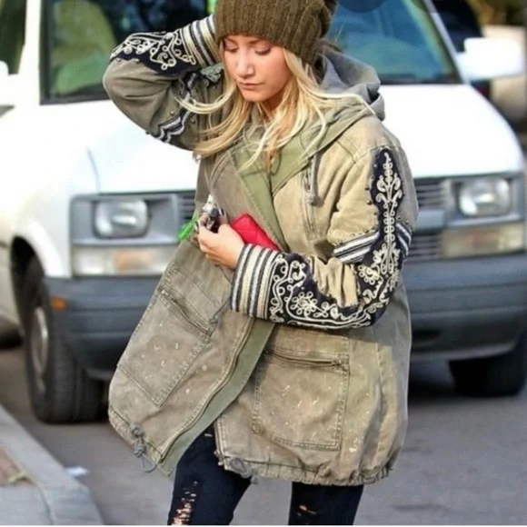 Flawed ! - Free People Moss Golden
Quills Embellished Military Coat size- XS - Picture 1 of 16